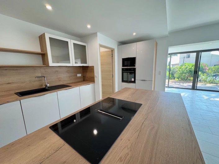 Image No.9-3 Bed Apartment for sale