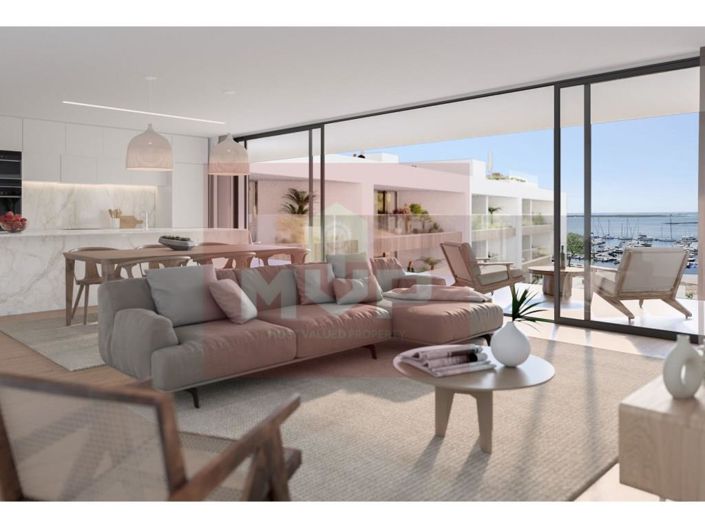 Image No.36-3 Bed Apartment for sale