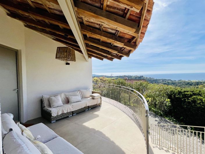 Image No.33-5 Bed House for sale