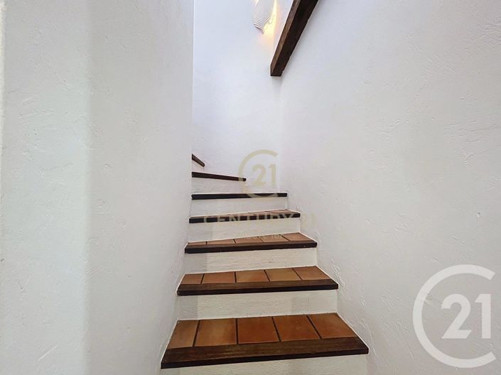 Image No.12-4 Bed House for sale