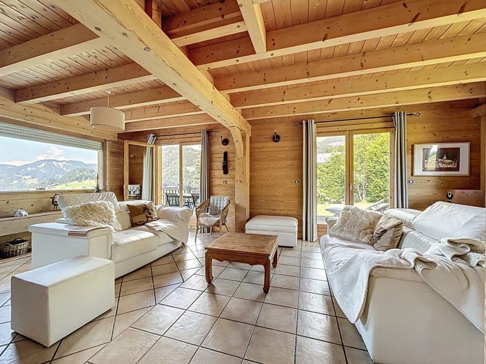 Image No.2-5 Bed House for sale