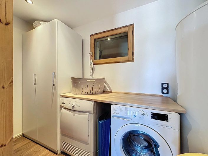 Image No.22-5 Bed House for sale