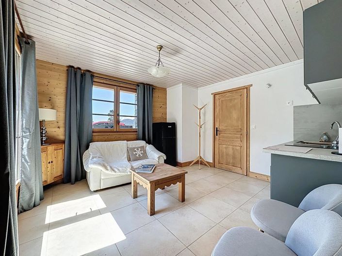 Image No.25-5 Bed House for sale