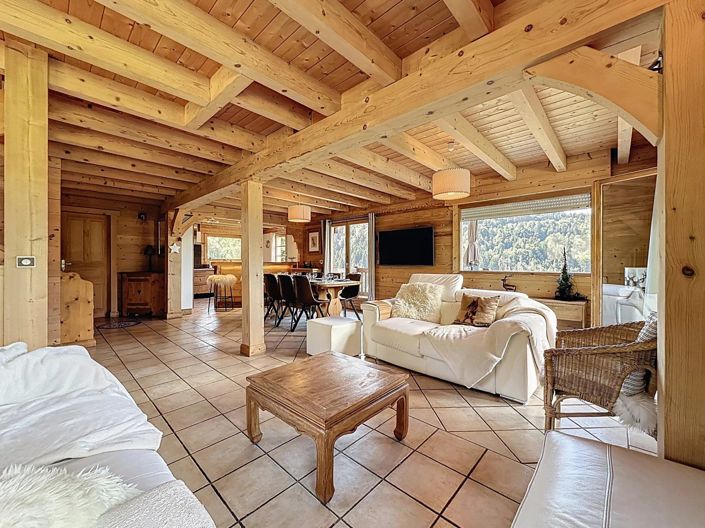 Image No.3-5 Bed House for sale