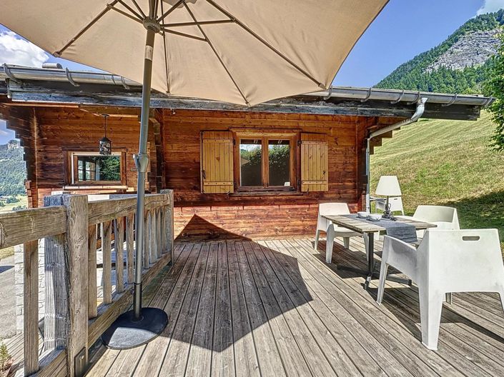 Image No.8-5 Bed House for sale