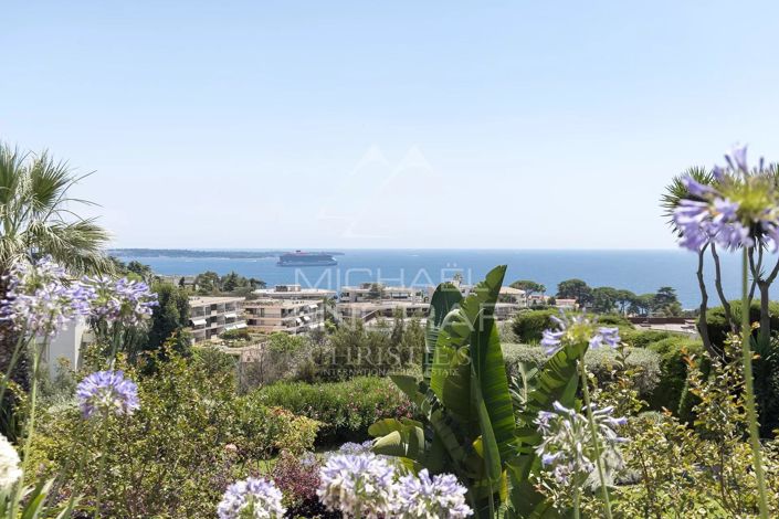 Image No.3-4 Bed House for sale