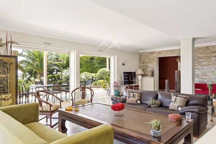 Image No.4-4 Bed House for sale