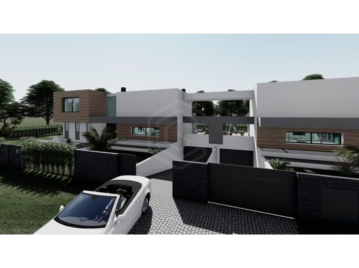 Image No.9-3 Bed House for sale