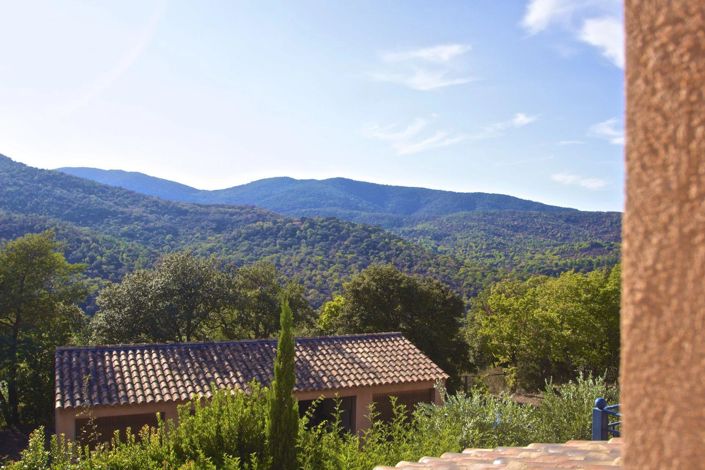 Image No.22-4 Bed House for sale