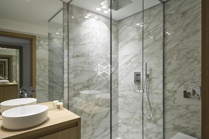 Image No.10-3 Bed Apartment for sale