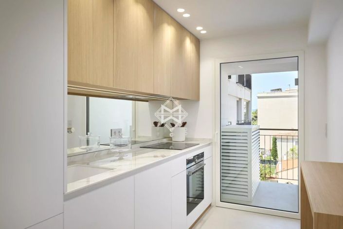 Image No.7-3 Bed Apartment for sale