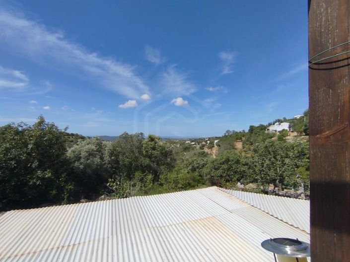 Image No.4-2 Bed House for sale