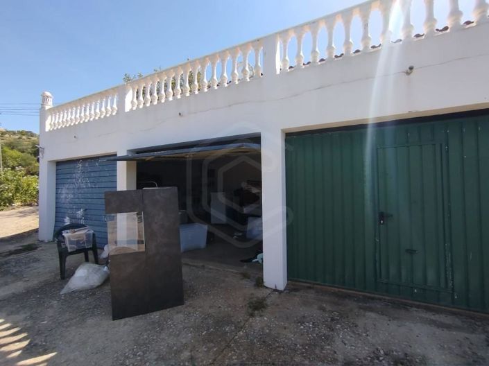 Image No.8-2 Bed House for sale