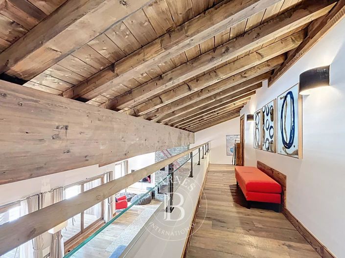 Image No.20-4 Bed Apartment for sale