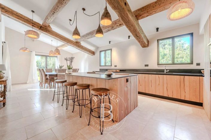 Image No.7-4 Bed House for sale