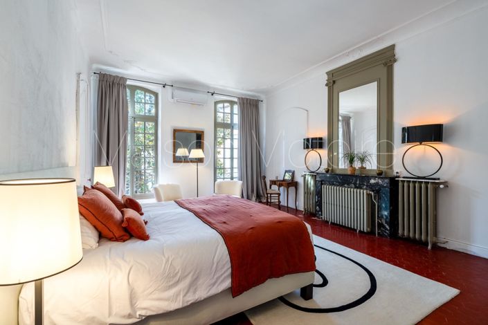 Image No.7-8 Bed House for sale