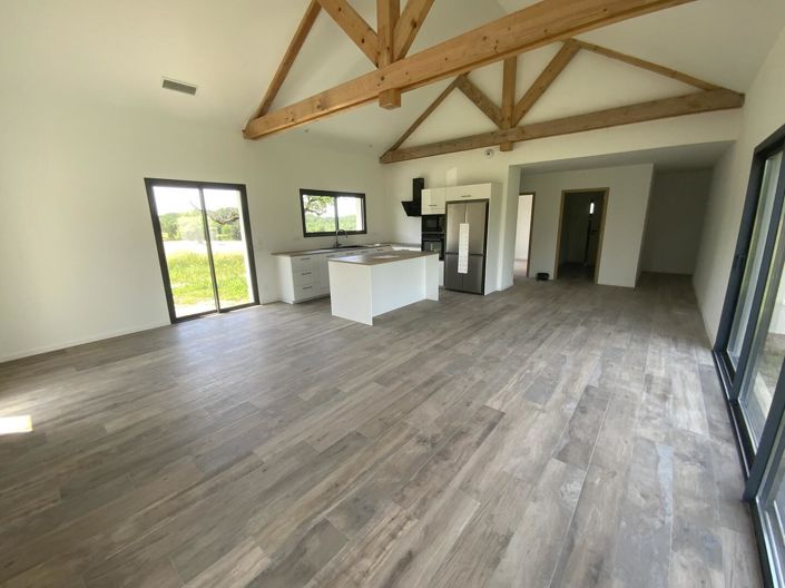 Image No.4-5 Bed House for sale