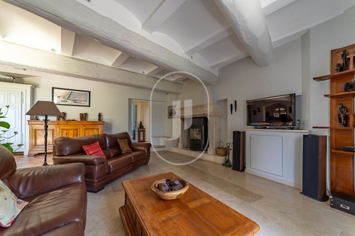 Image No.4-5 Bed House for sale