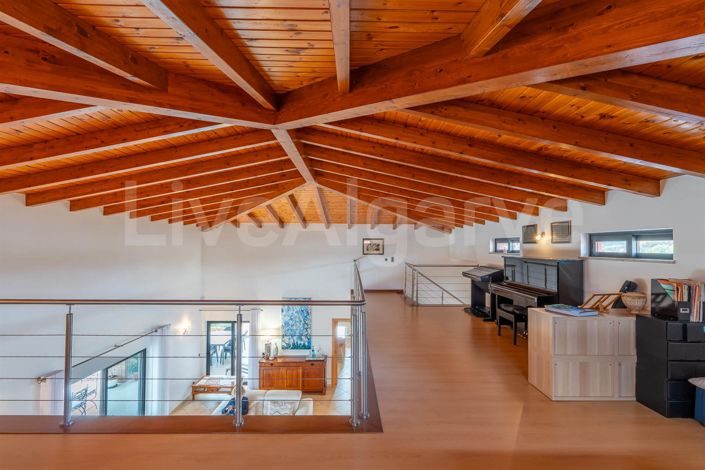 Image No.20-3 Bed House for sale