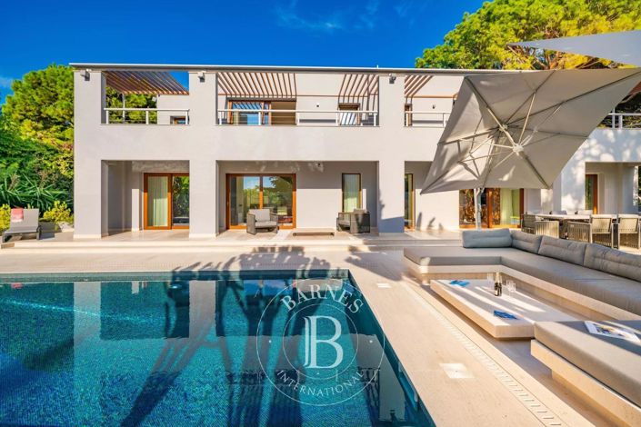 Image No.39-5 Bed House for sale