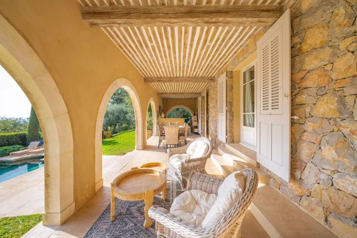 Image No.19-5 Bed House for sale