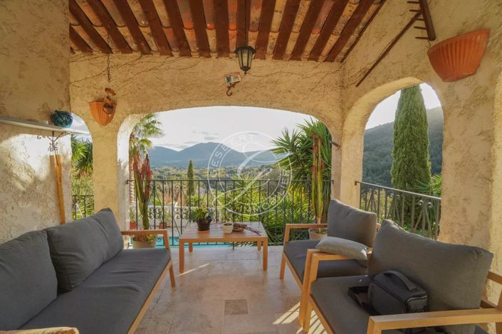 Image No.9-3 Bed House for sale