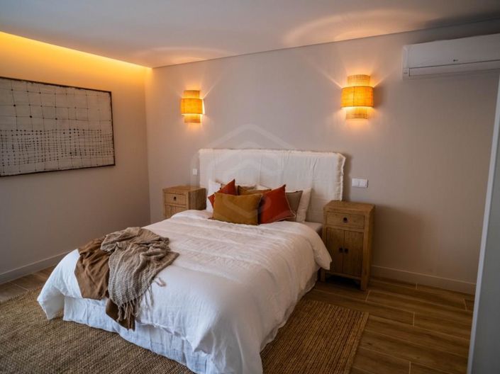 Image No.17-3 Bed Apartment for sale