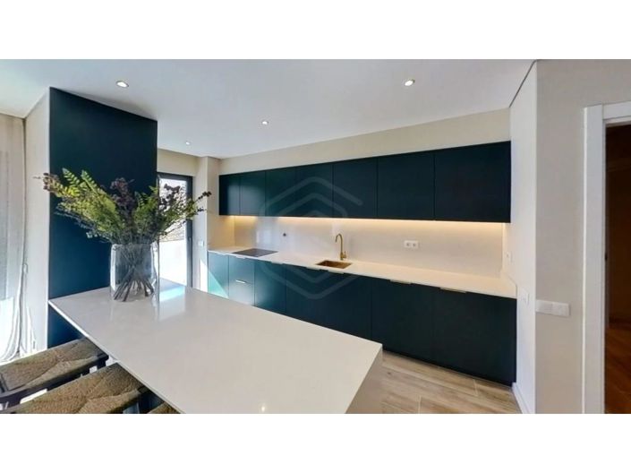 Image No.34-3 Bed Apartment for sale