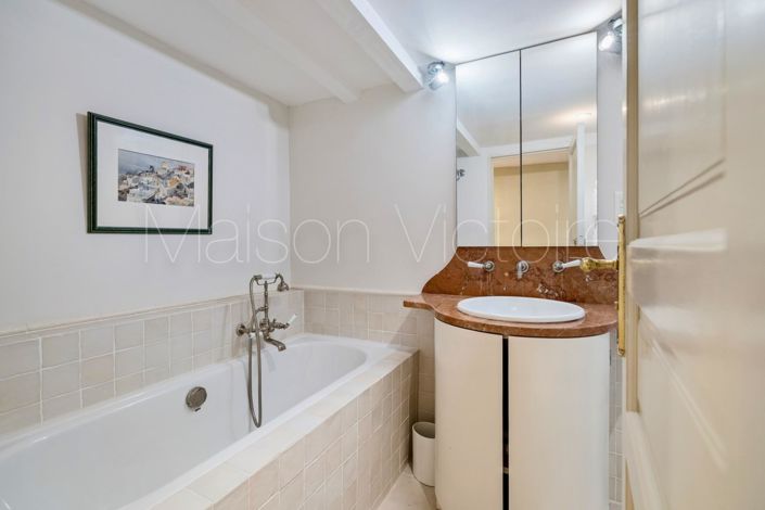 Image No.15-3 Bed House for sale