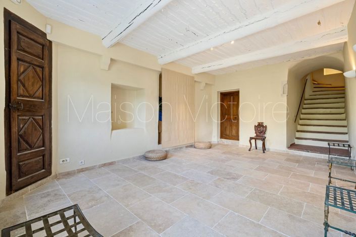 Image No.17-3 Bed House for sale