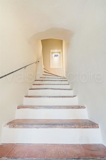 Image No.18-3 Bed House for sale