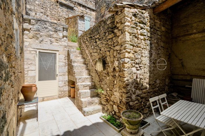 Image No.8-3 Bed House for sale