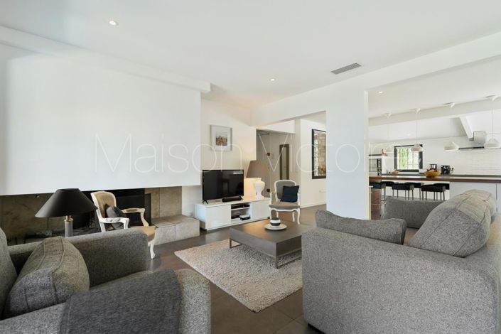 Image No.18-5 Bed House for sale