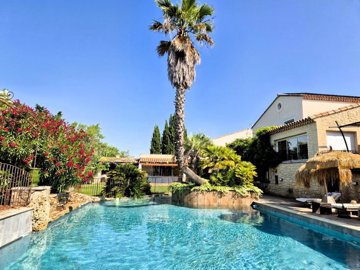 7 Bed House for sale