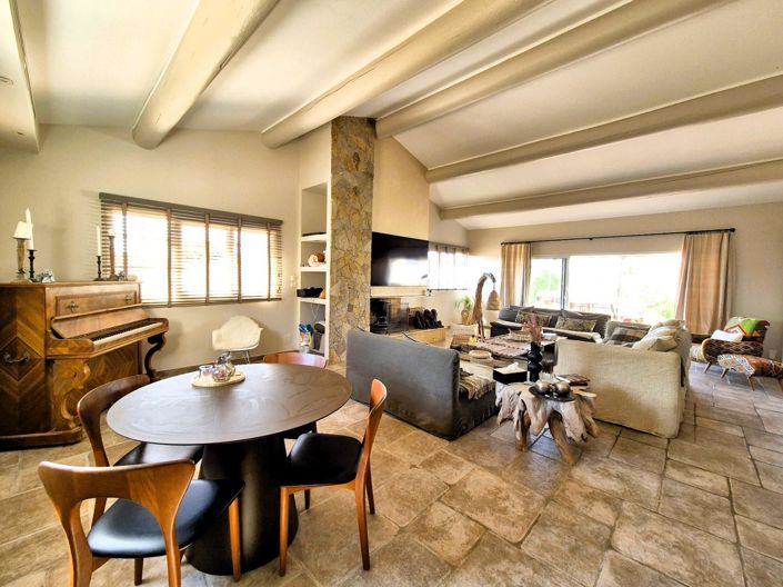 Image No.11-7 Bed House for sale