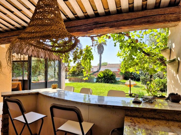 Image No.28-7 Bed House for sale