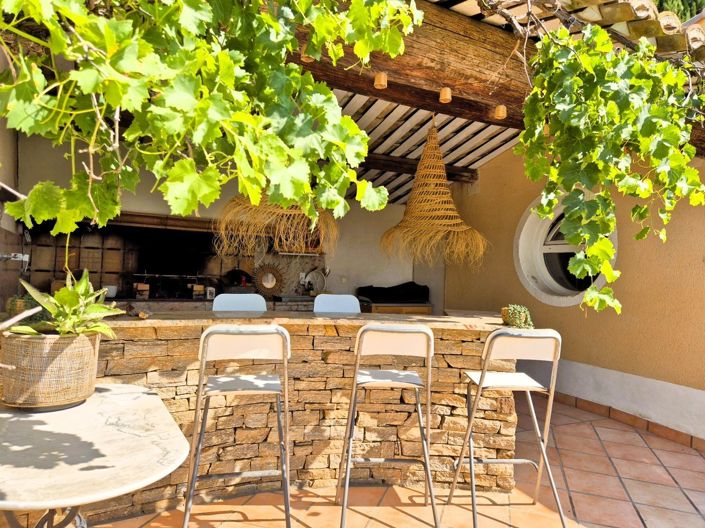 Image No.31-7 Bed House for sale