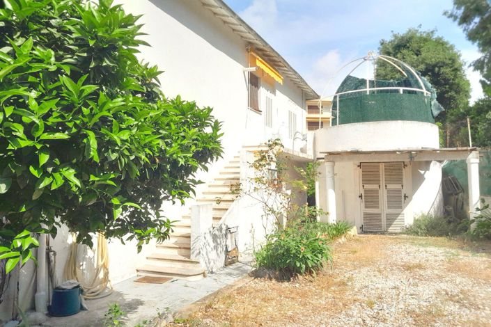 Image No.15-6 Bed House for sale