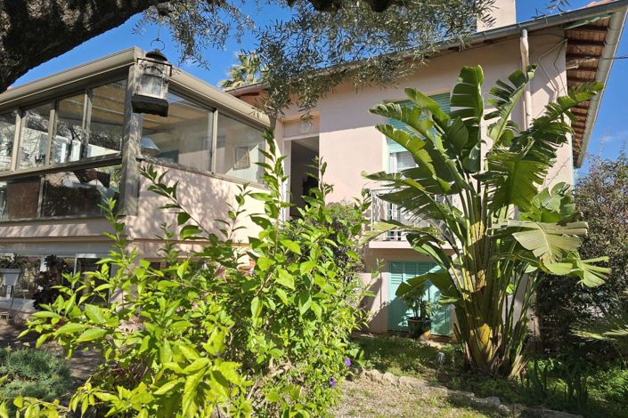 Image No.1-3 Bed House for sale