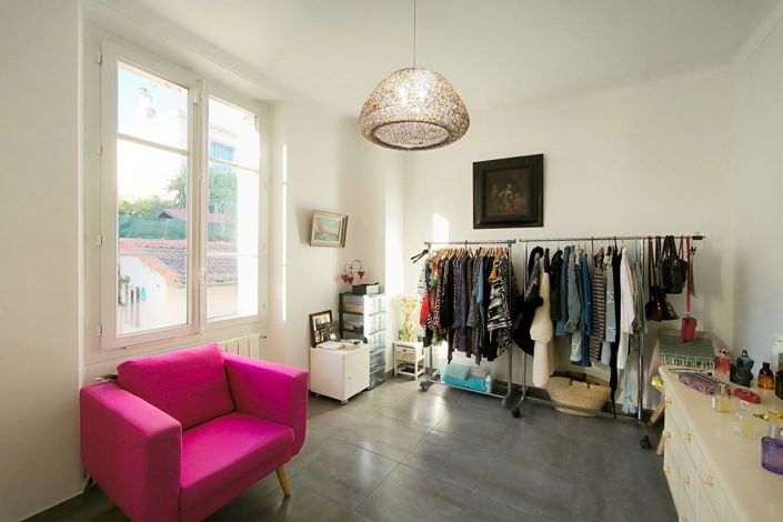 Image No.14-3 Bed House for sale