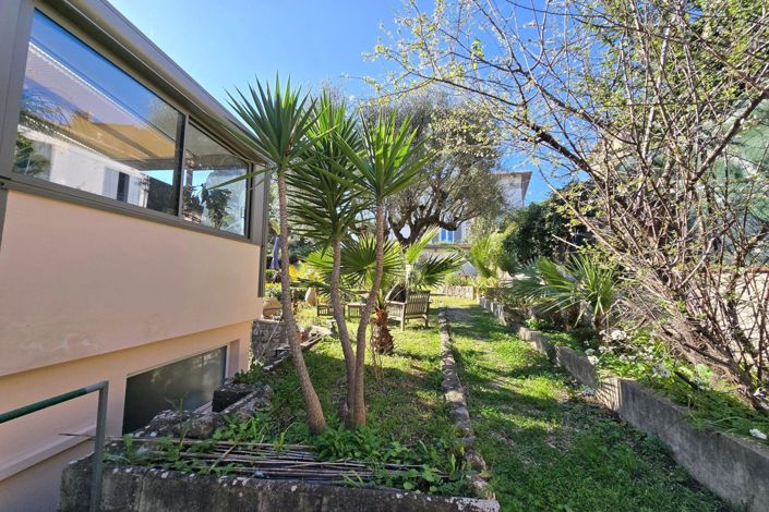 Image No.17-3 Bed House for sale