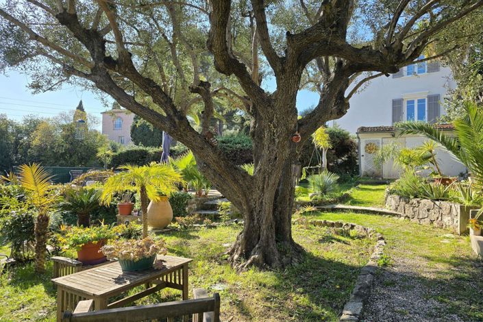 Image No.18-3 Bed House for sale