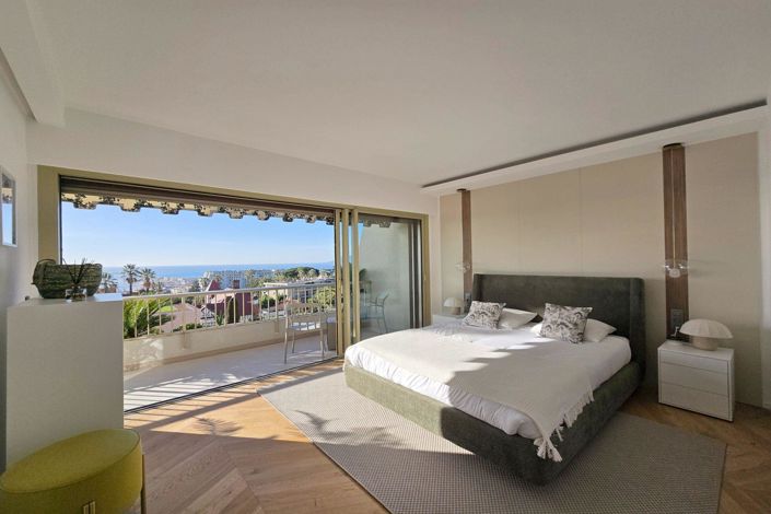 Image No.17-4 Bed Apartment for sale