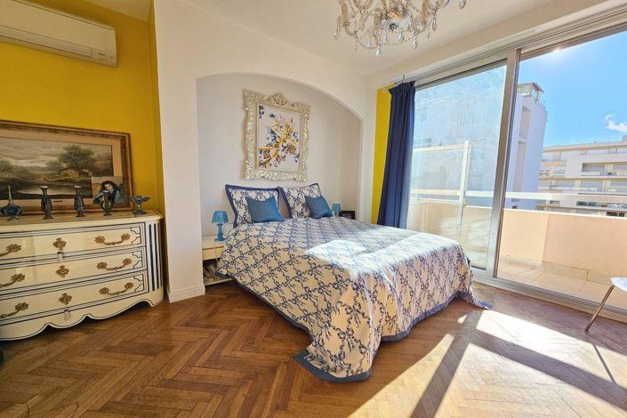 Image No.17-3 Bed Apartment for sale