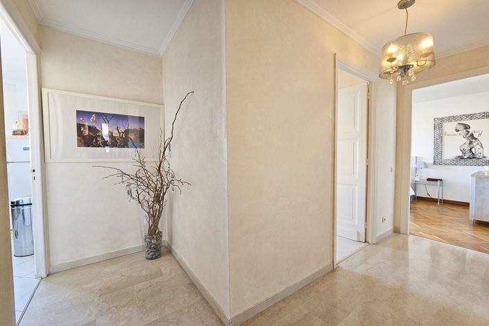 Image No.9-3 Bed Apartment for sale