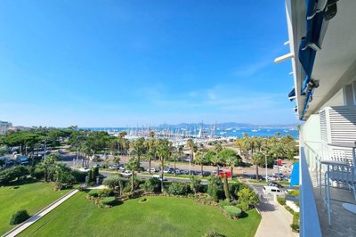 3 Bed Apartment for sale