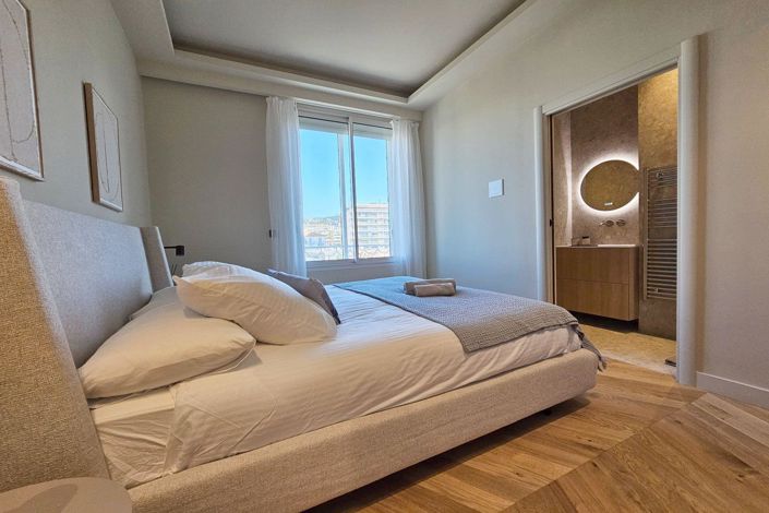 Image No.15-3 Bed Apartment for sale