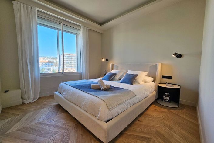 Image No.20-3 Bed Apartment for sale