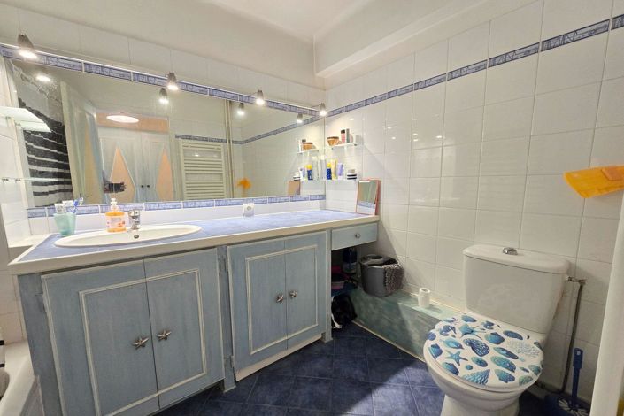 Image No.12-1 Bed Apartment for sale