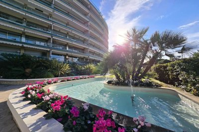 2 Bed Apartment for sale